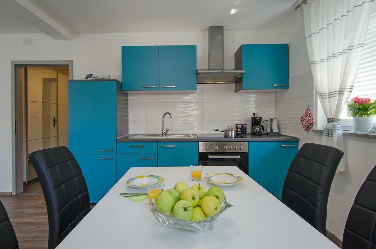Apartment Pula R&D Luaran gambar